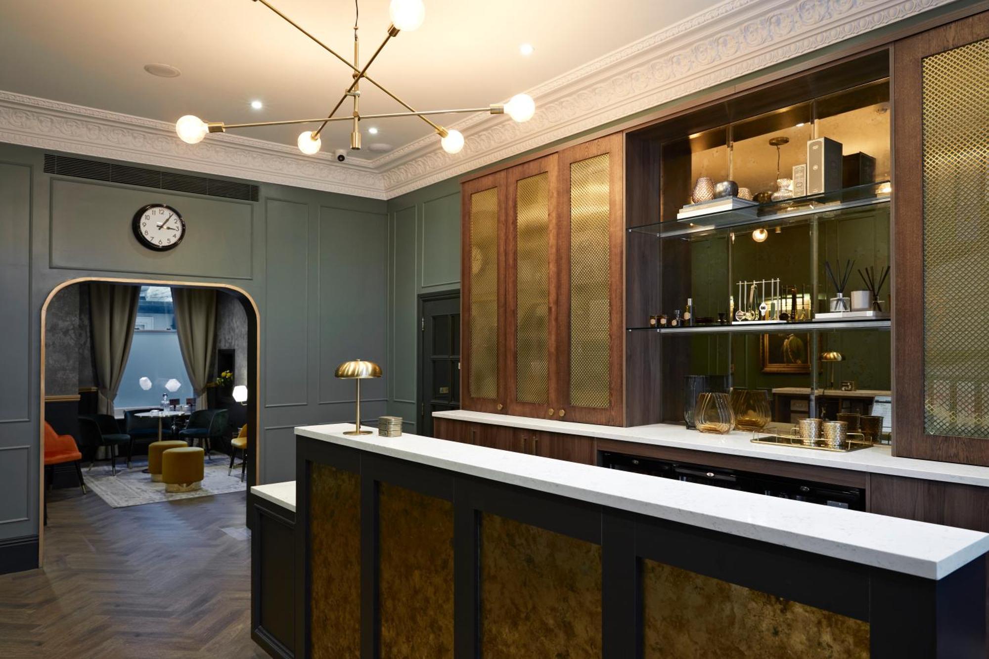 The Portico Hotel London Exterior photo