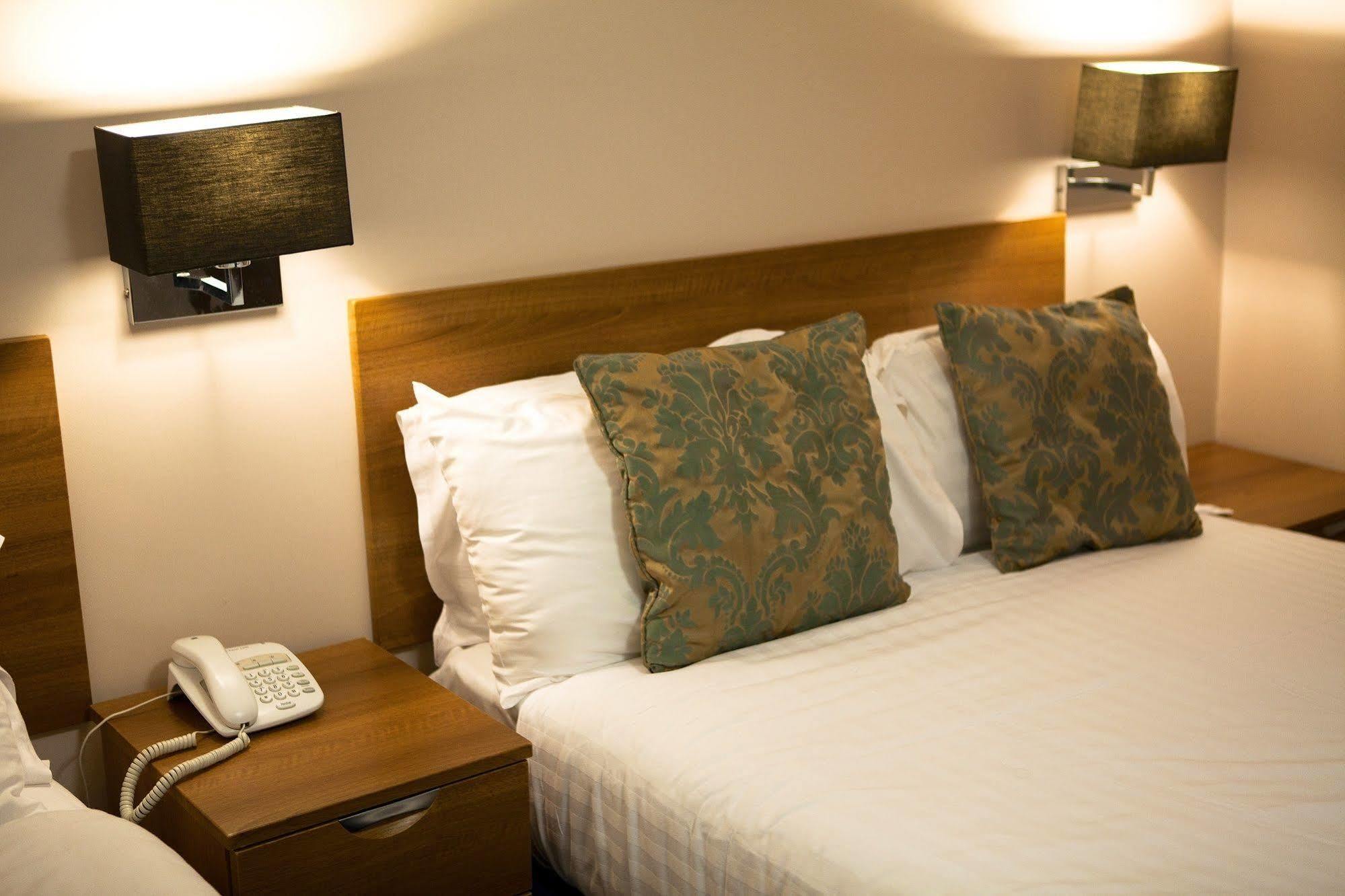 The Portico Hotel London Exterior photo